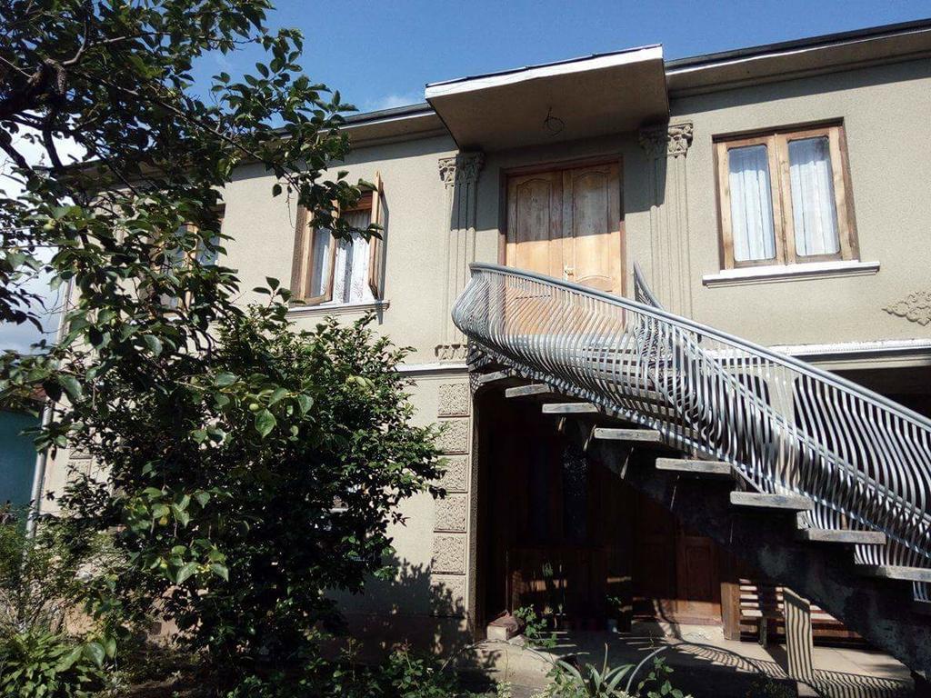 Savanna House Jvari Exterior foto